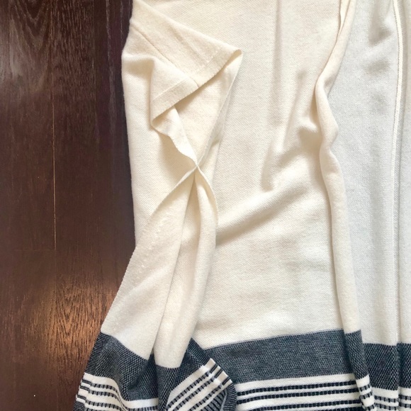 VINCE Graphic Stripe Poncho in Off White & Black - Picture 5 of 8